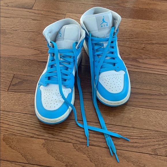 Nike Light Blue Jordan’s - Picture 9 of 13